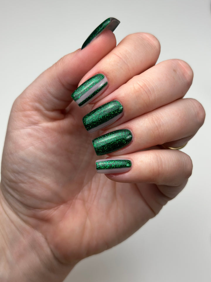 UNDER THE MISTLETOE (GEL)